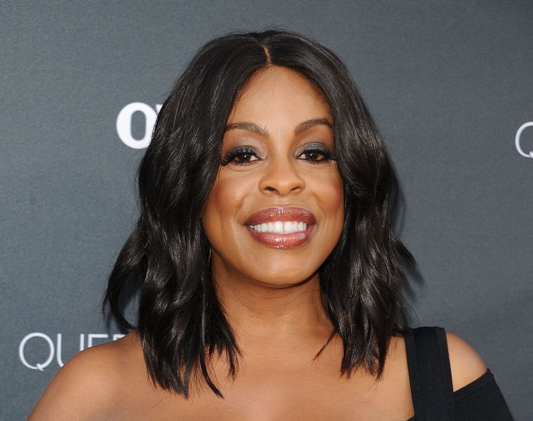 Best Supporting Actress in a Comedy Series -- Niecy Nash