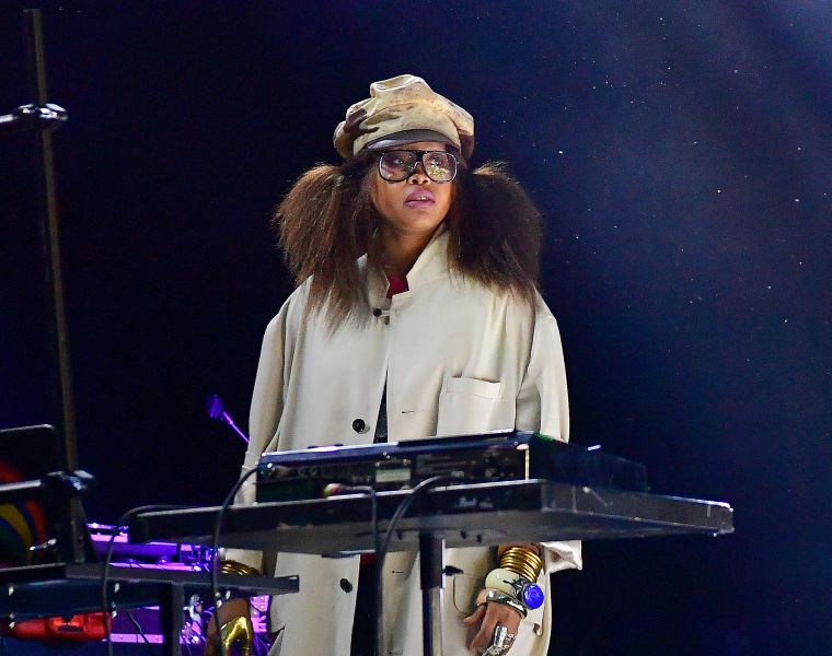 Old School: Erykah Badu
