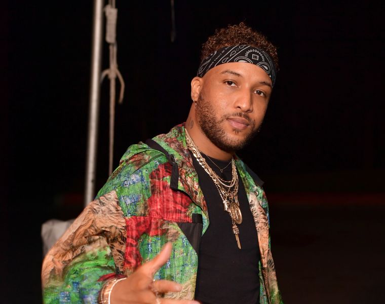 New School: Ro James