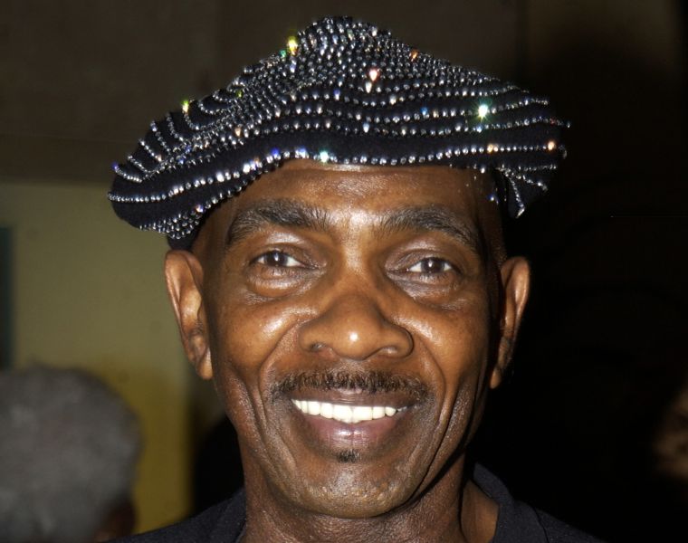 Lou Myers died in 2013