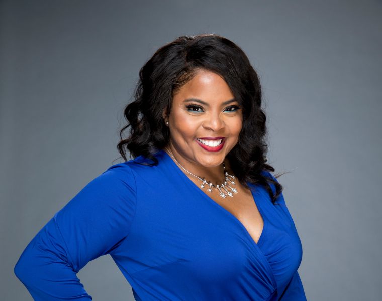 Brely Evans as LESLIE MAJORS