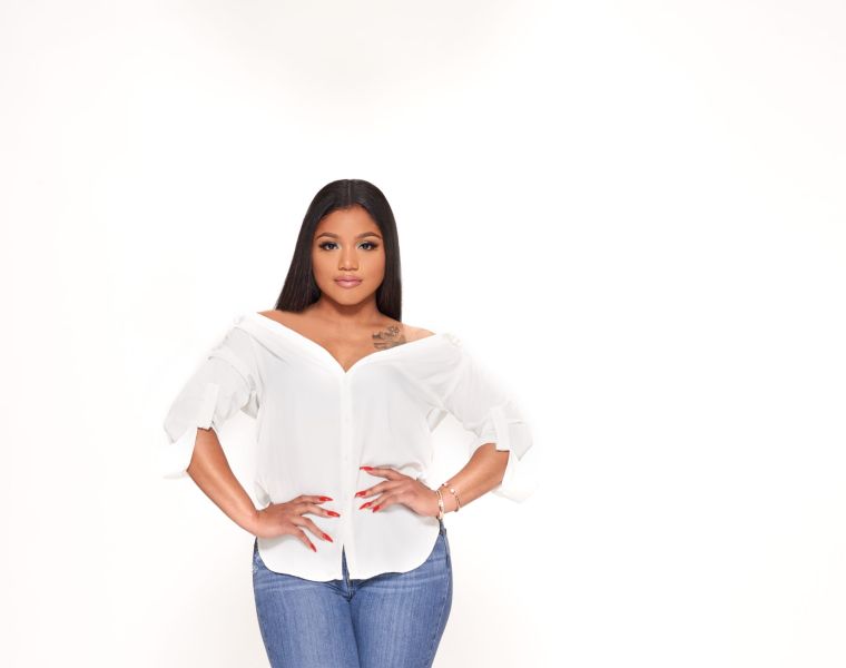 Erika Pinkett as Kiki Koy