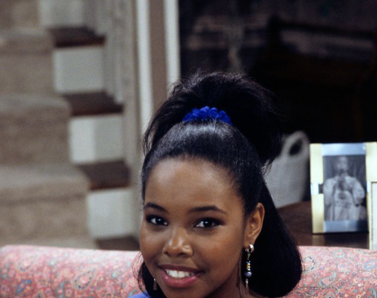 Kellie Shanygne Williams (Laura Winslow)