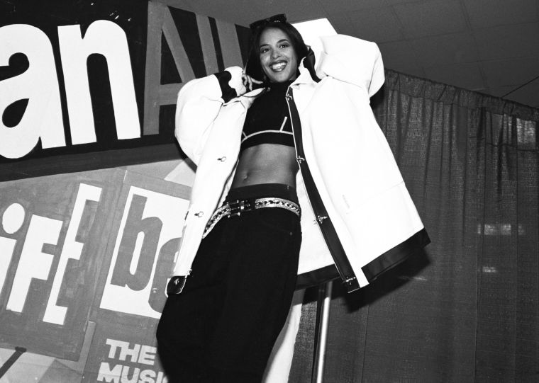 Aaliyah - Age Ain't Nothing but a Number (1994)
