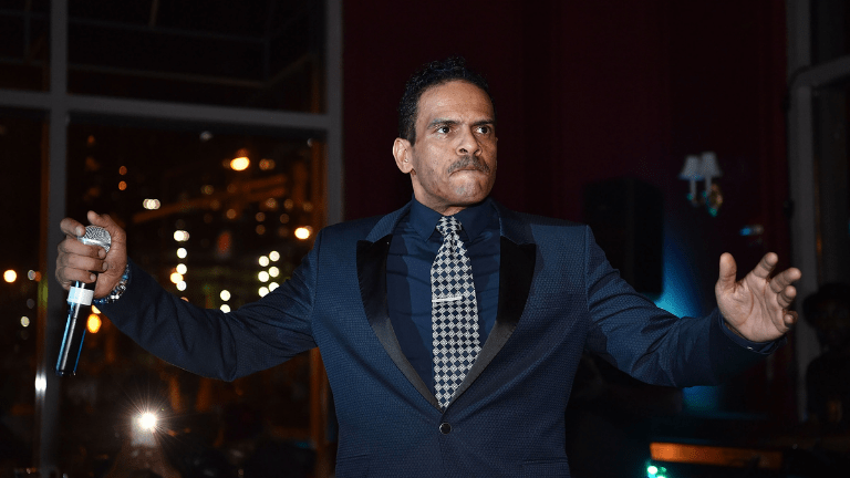 494 Christopher Williams Singer Stock Photos, High-Res Pictures