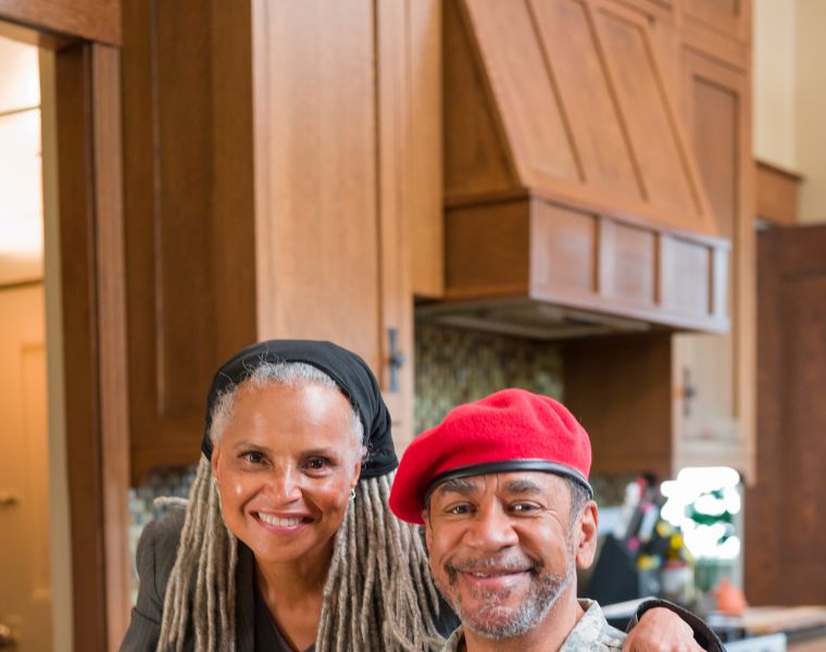 Director, Victoria Rowell and Tim Reid as Ernest Sellers on the set of Stranger Next Door