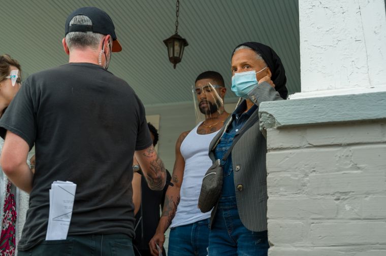Director, Victoria Rowell, Skyh Black and Crew on the set of Stranger Next Door