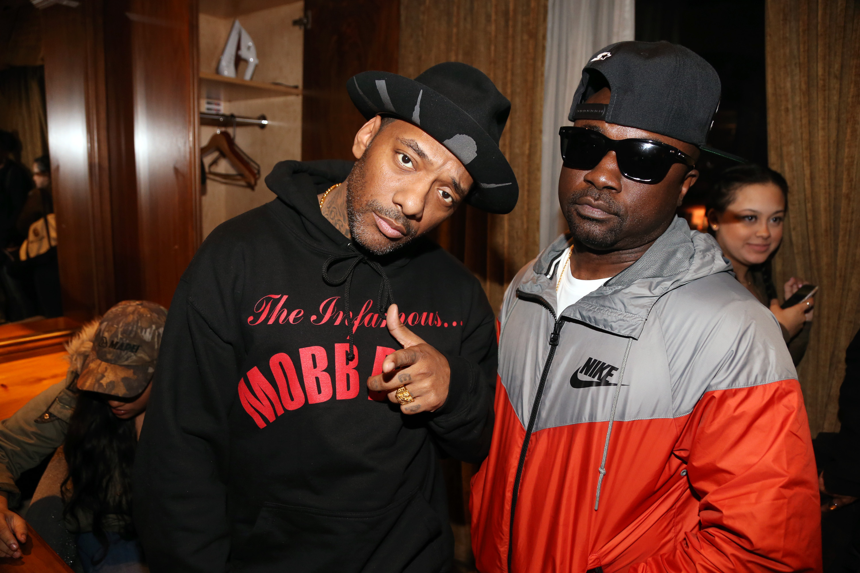NEW YORK, NEW YORK - APRIL 12: (L-R) Prodigy and Havoc aka hip hop duo Mobb Deep backstage at Blue Note Jazz Club on April 12, 2016, in New York City. (Photo by Johnny Nunez/WireImage)
